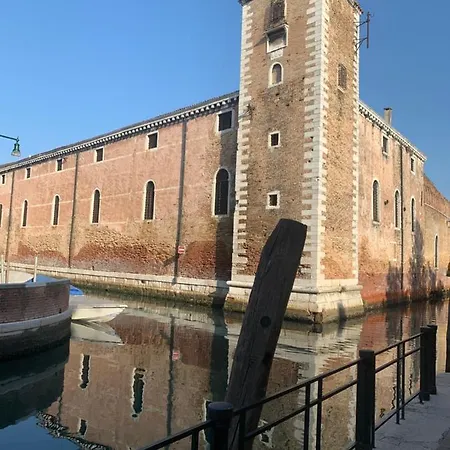 Ca' Della Tana Apartmán *