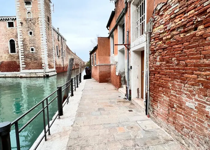 Apartament Ca' Della Tana *